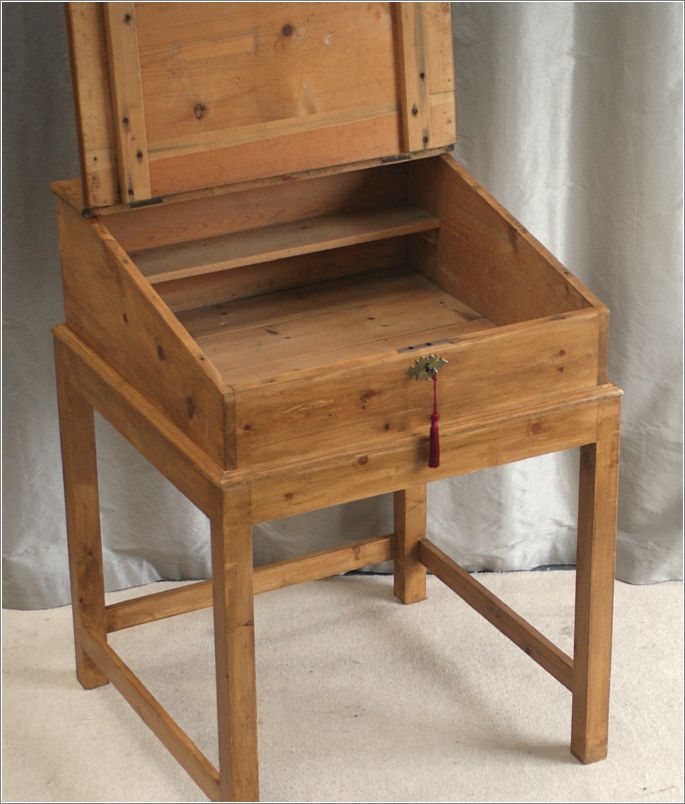 4023 Antique Victorian Pine Clerks Desk on Stand (7)